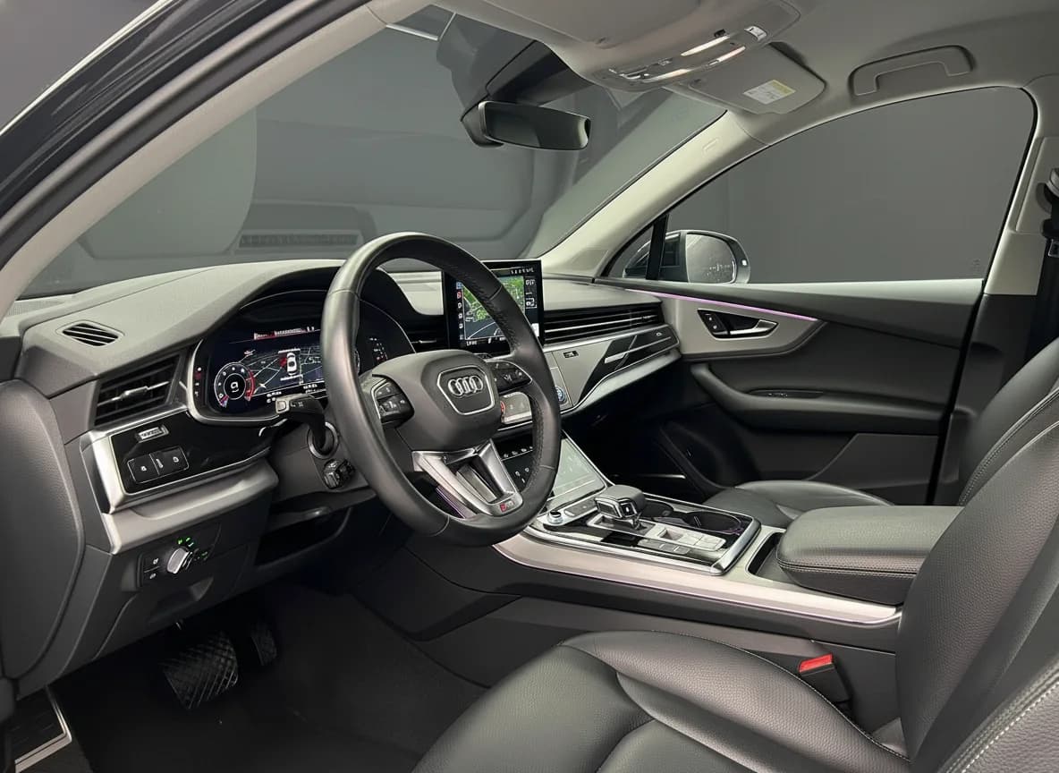 Car image 6